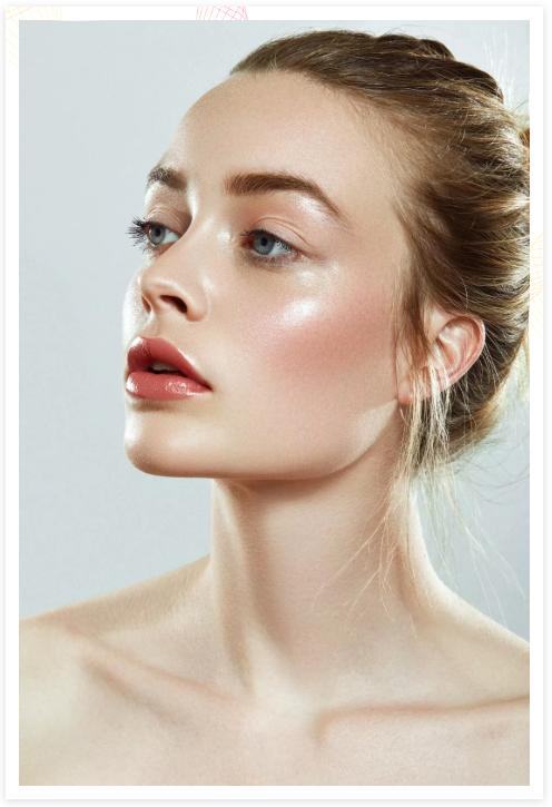 腮红膏哪个好用又持久不掉色，腮红膏它的优点是与肌肤更贴合