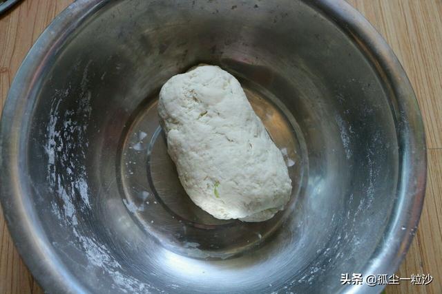 西葫芦鸡蛋饺子，西葫芦鸡蛋饺子的做法大全（2个西葫芦3个鸡蛋）