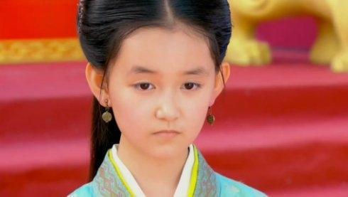 你见过这样的古装蒋依依吗，国民闺女同穿“古装”