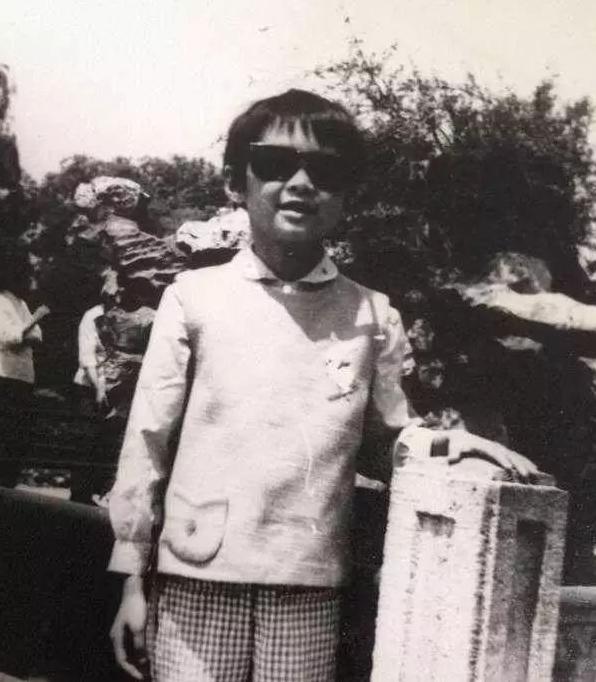 徐威更爱袁立还是张怡宁，亿万富豪徐威与袁立同居十二年