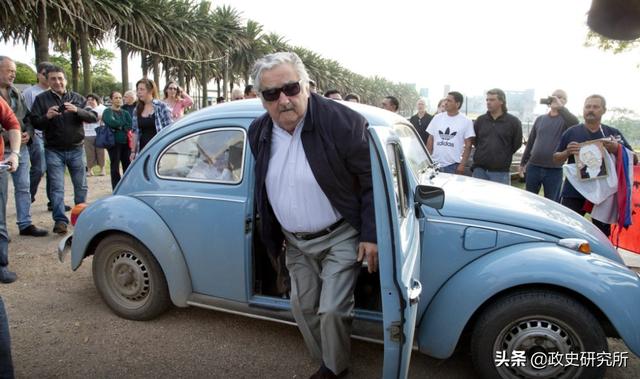 史上最穷总统身价，世界最穷总统住农村开破车