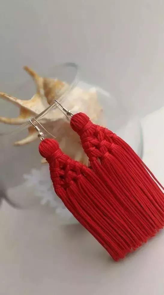 手工流苏又漂亮又简单怎么做，还比传统流苏更加好看哦