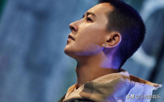 国内十大国宝级男星，盘点国内十大男明星名气排行榜