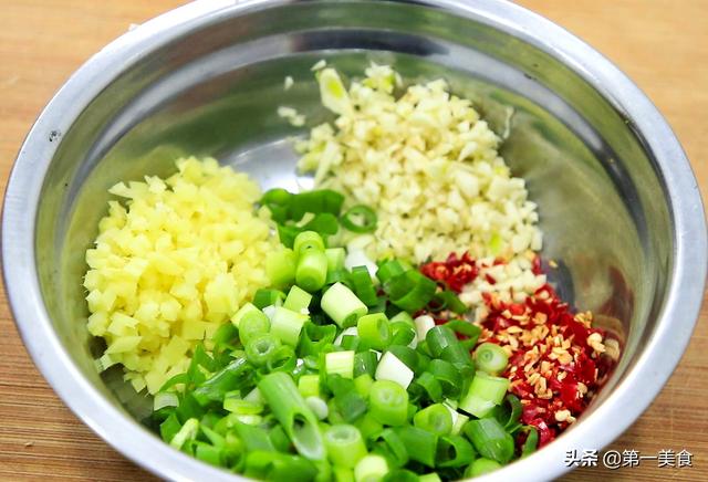 教你制作香辣美味的香菇酱，家庭自制香菇牛肉酱