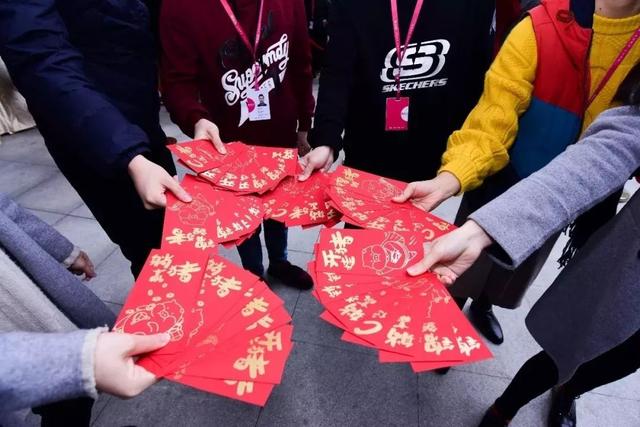 腾讯公司发开门红包，腾讯开工刷红包堪比