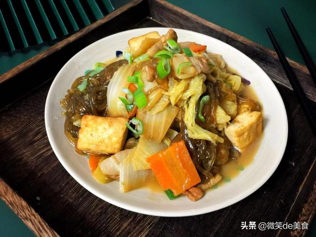 东北干白菜炖豆腐的做法，记得多放这2样，比放肉还美味