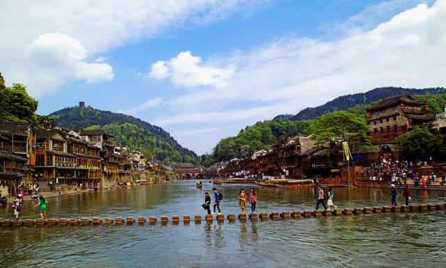 湖南有什么地方好玩的旅游景点，湖南十大最美景点