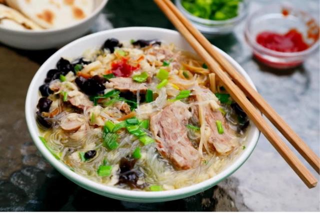 去西安必吃的10种小吃，西安十大名吃我学会了5样