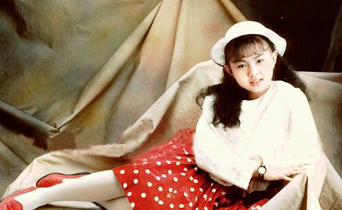 39岁卓依婷近况曝光，5岁出道17岁退出歌坛