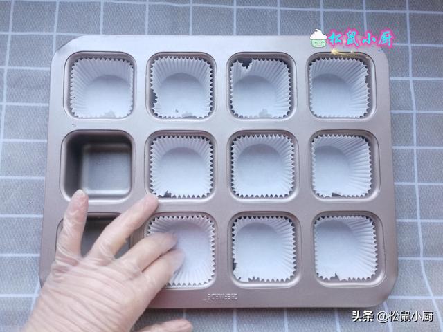 小蛋糕的制作方法，在家自己制作小蛋糕简单做法