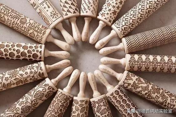 擀面杖如何制作，有时候擀面杖也能做出艺术甜品