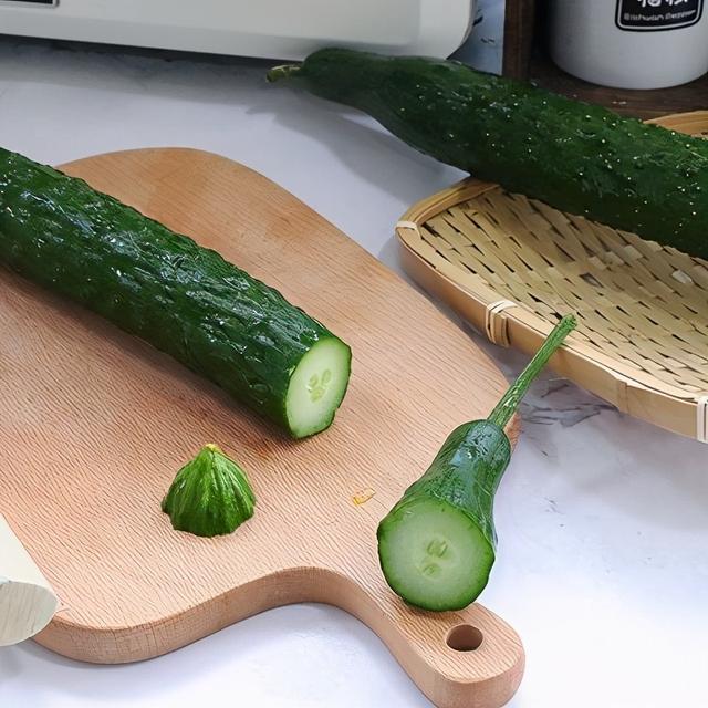 酸甜可口的泡黄瓜教程，当天就能吃的青瓜泡菜
