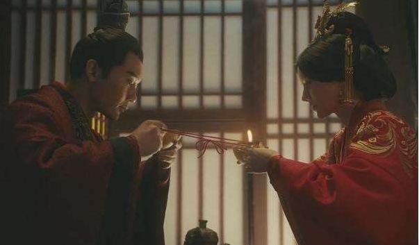 曹丕杀了几个兄弟，曹丕为当皇帝杀了几个兄弟（他们哥四个为何后来从“相爱”变“相杀”）