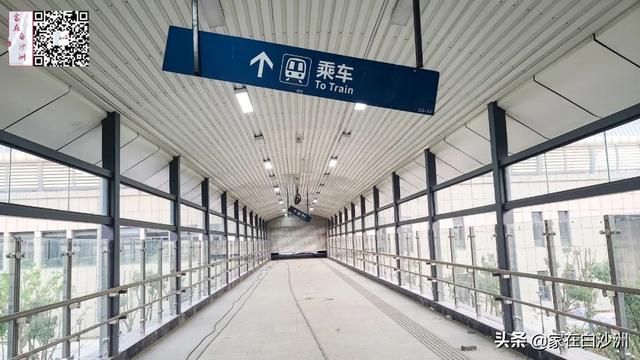 武汉地铁5号线南三环站点，武汉地铁5号线二期工程顺利首铺
