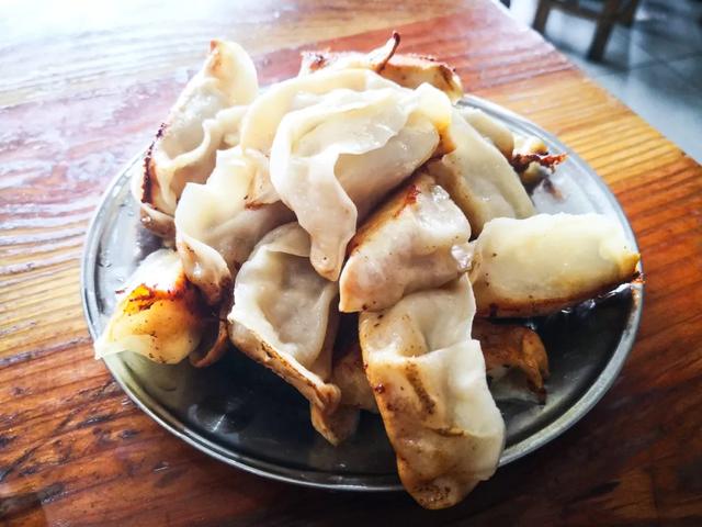 杭州人气最旺的小吃，杭州6家必吃老字号美食