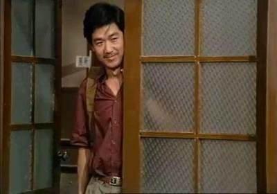 张国立的婚姻史，张国立与罗秀春离婚34年