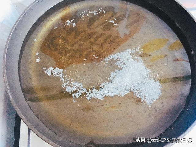 爆炒牛蛙怎么做，在家就能轻松搞定一道入口滑嫩的爆炒牛蛙