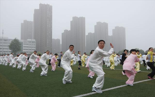 月亮十六圆代表什么，今年中秋月25日上午最圆