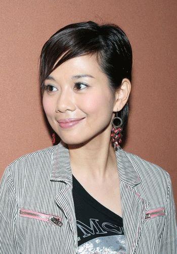 绅士恋上假男佣，tvb黎姿简介（泰剧天生一对中的“男仆Joy”和“心机女仆Kara”是情侣）