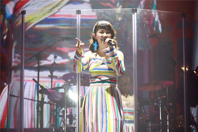 2000年卓依婷死亡的真相，卓依婷为何离开歌坛