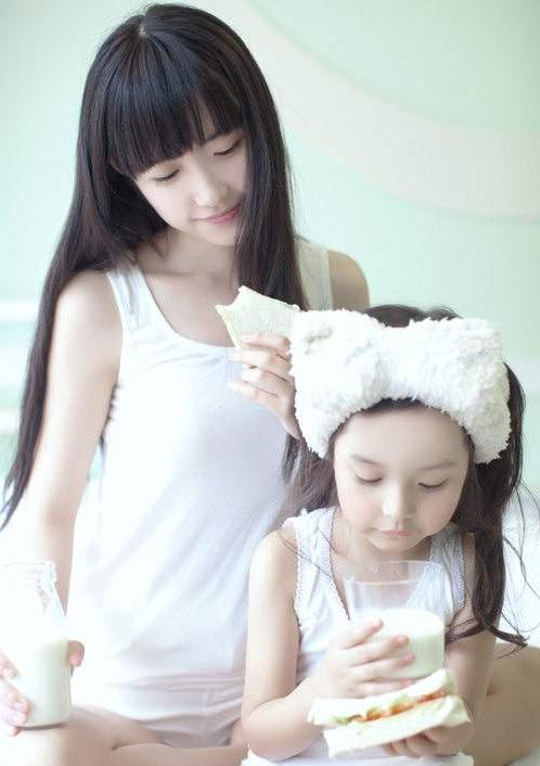 刘楚恬一家三口，小芈月刘楚恬人气不输孙俪