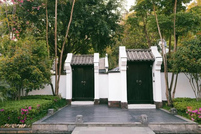 腾冲哪里的温泉比较好泡，想在国内舒服泡温泉