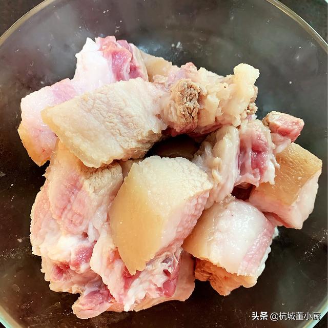红烧肉的正确做法电饭煲，你用过电饭锅做红烧肉吗