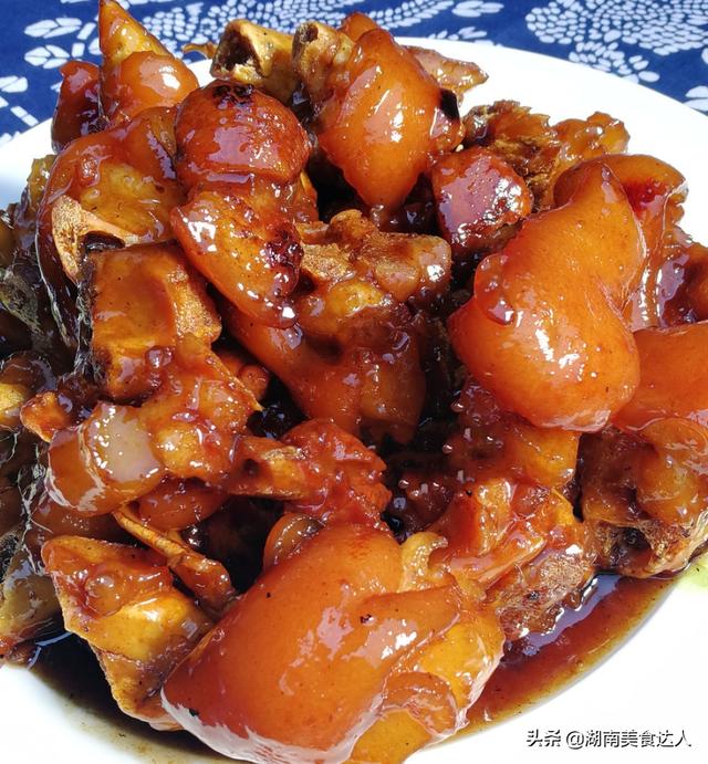 猪脚的家常做法，自制猪脚的家常做法窍门