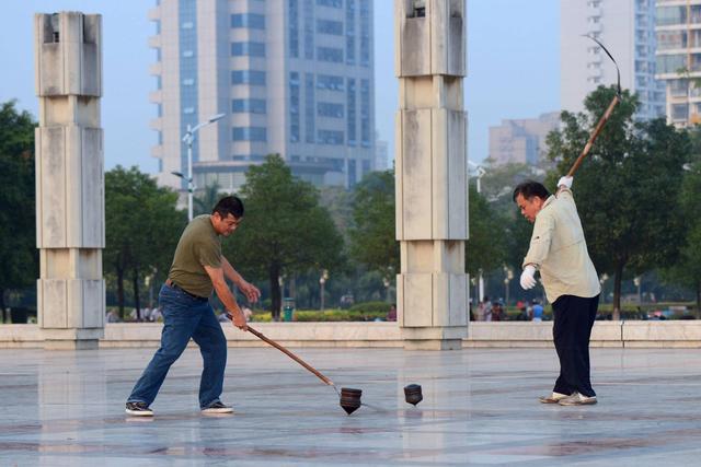 丢沙包的游戏规则，户外扔沙包游戏规则（丢沙包游戏）