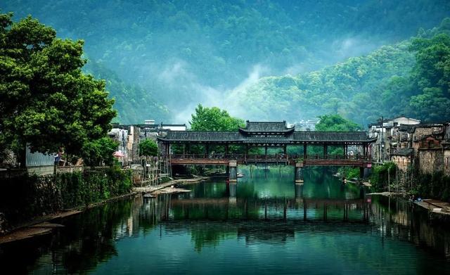6月份适合旅游的古镇，4月最适合去的24个古镇