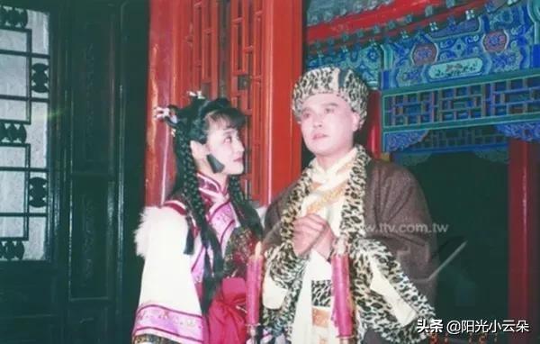 雪山飞狐所有人物结局，《雪山飞狐》的结局让读者猜胡斐会不会杀死苗人凤