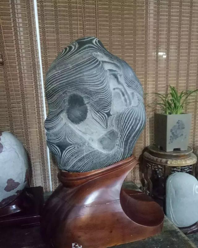 戈壁石为何火遍石界，石界九大超级争议