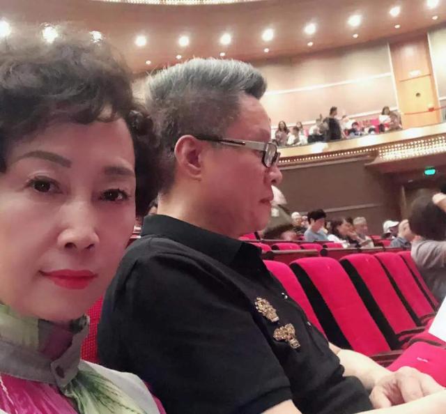 阎维文的家庭故事，阎维文：陪妻子抗癌34年