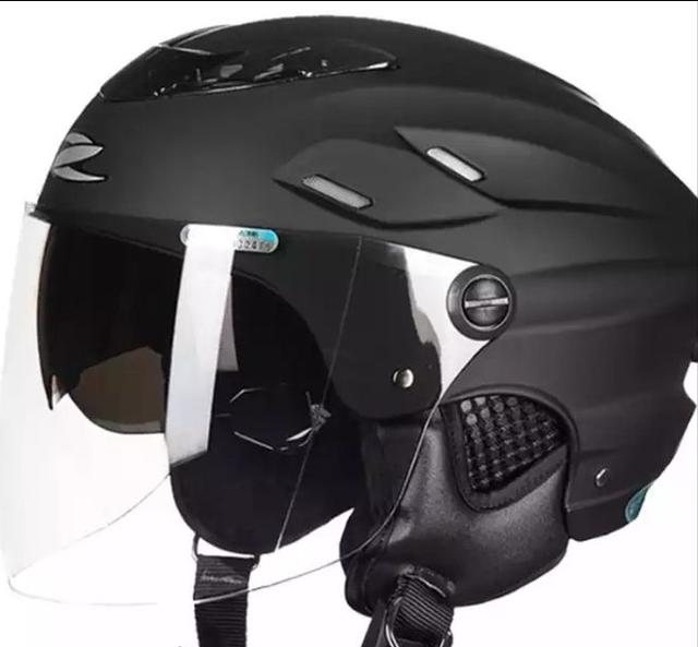 摩托车头盔品牌，摩托车头盔品牌排行榜前十名（摩托车头盔推荐）