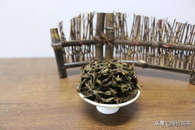 青茶和绿茶的功效区别在哪，茶叶分类及功效