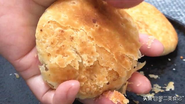 烧饼的家常做法河南烧饼，河南美食吊炉烧饼