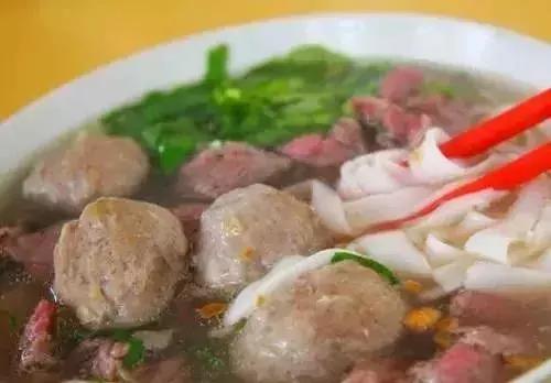 潮汕粿条汤怎么熬的，让人止不住流口水的潮汕小吃潮汕粿条汤