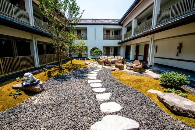 拈花湾攻略必去景点，1600亩拈花湾樱花海