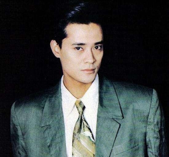 他名气曾大过刘欢毛宁，刘毛宁百科（却因一次蹊跷的抢劫前途尽毁）