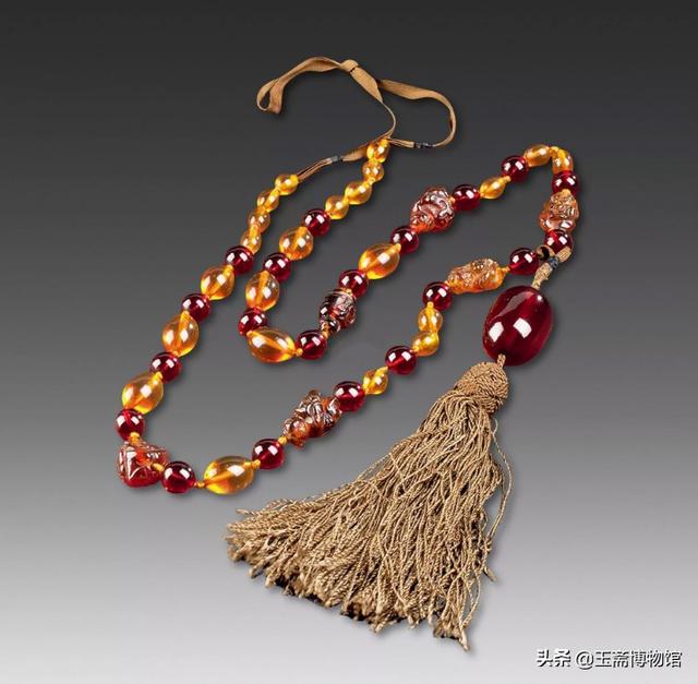 珍贵的绿色佛珠拍卖记录，没想到一串佛珠竟然卖到100万