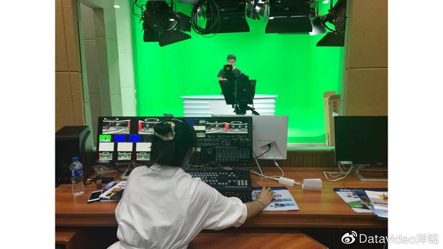虚拟演播室定义，四步法快速打造专业三维虚拟演播室