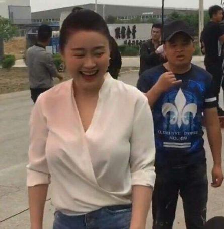 关婷娜个人资料体重，杨晓燕关婷娜近照