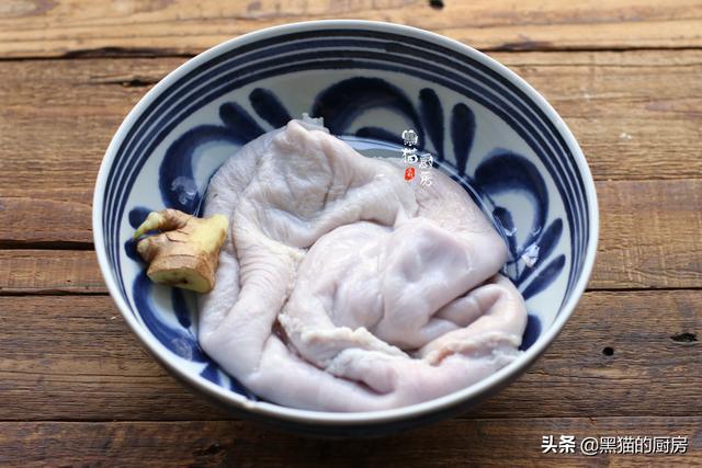 猪肚最简单的煲汤，汤色奶白营养味美