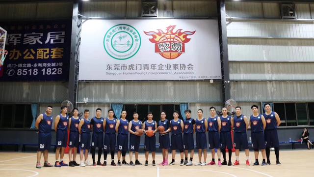 能打篮球的房间推荐，289m²现代轻奢风/地下室打造一个篮球空间/杭州别墅设计