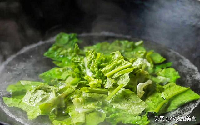 莴苣叶子能吃不，莴笋叶丢弃不吃（莴笋叶能做什么）