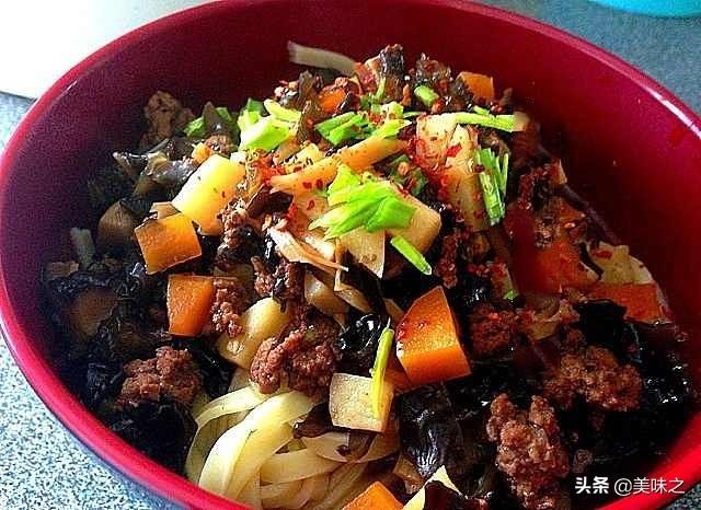 家常简单哨子面做法，14种家常哨子面的做法