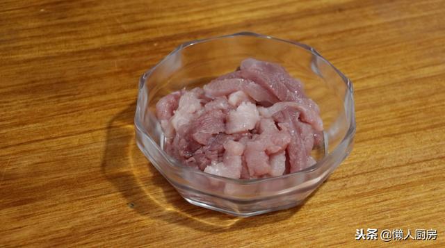 糖醋里脊肉的家常做法，家庭糖醋里脊肉的家常做法（大厨分享糖醋里脊的做法）