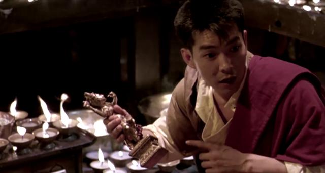 元彪的第一部电影，元彪这部奇幻经典