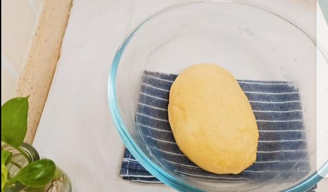 乳山正宗喜饼做法，自制乳山喜饼不加一滴水