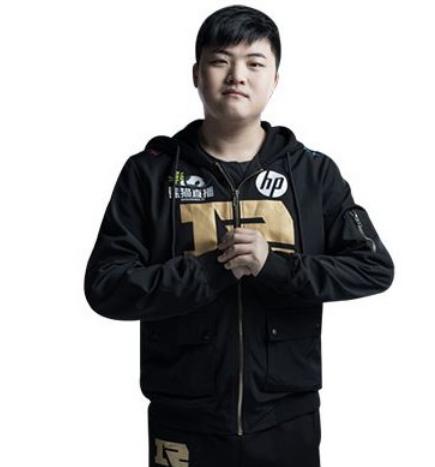 lol哪个adc比较强，LOL官方新发布ADC的排行榜